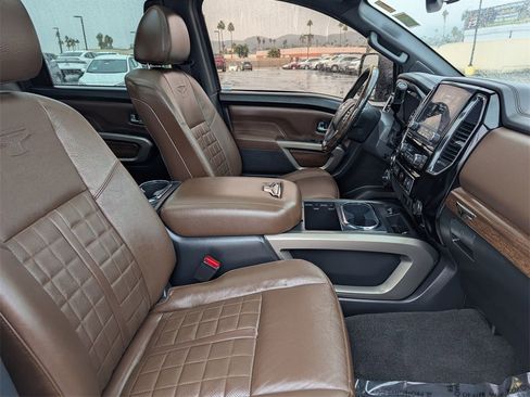 Used 2021 Nissan Titan Platinum Reserve w/ Moonroof Package image 18