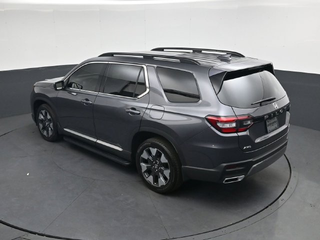 Used 2026 Honda Pilot Elite image 30