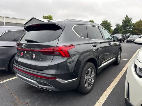 Used 2023 Hyundai Santa Fe SEL w/ Premium Package FWD image 4