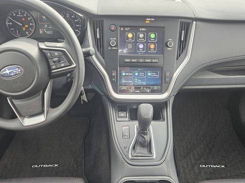 Used 2025 Subaru Outback image 9