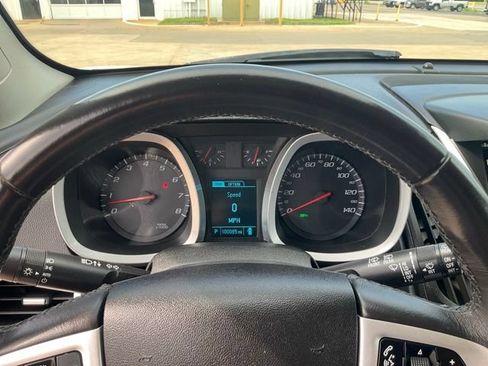 Used 2017 Chevrolet Equinox LT AWD/4WD image 12