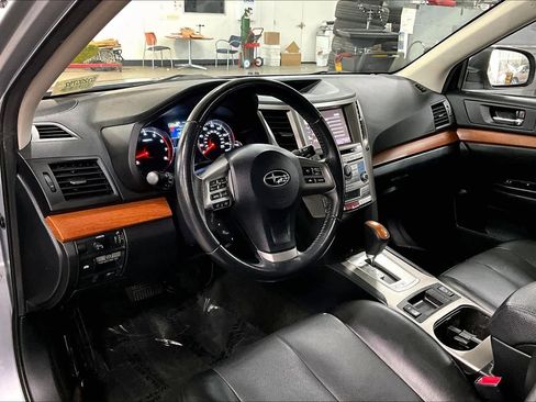 Used 2013 Subaru Outback 2.5i Limited image 17