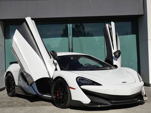 Used 2019 McLaren 600LT image 18