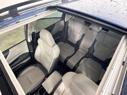 Used 2024 Subaru Forester Limited image 22