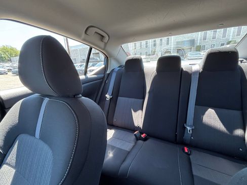 Used 2025 Nissan Sentra SV FWD image 37