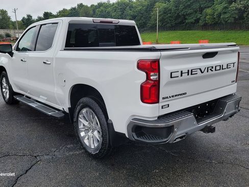 Used 2021 Chevrolet Silverado 1500 LTZ w/ LTZ Premium Package AWD/4WD image 9