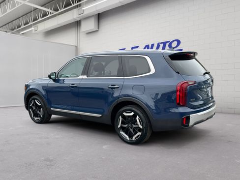 Used 2024 Kia Telluride S w/ S Sunroof Package AWD/4WD image 3