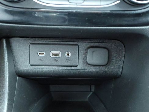 Used 2020 Buick Encore GX Preferred w/ Sport Touring Package image 26