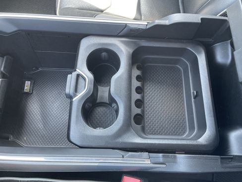 Used 2024 RAM 1500 Laramie RWD image 31