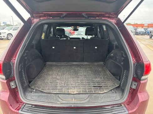Used 2019 Jeep Grand Cherokee Altitude image 13