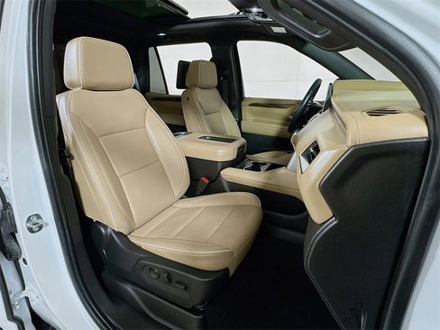 Used 2023 Chevrolet Tahoe Premier image 29