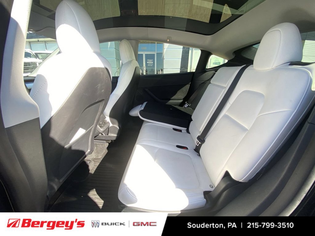 Used 2023 Tesla Model Y Long Range AWD/4WD image 8