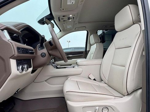 Used 2021 GMC Yukon Denali image 37
