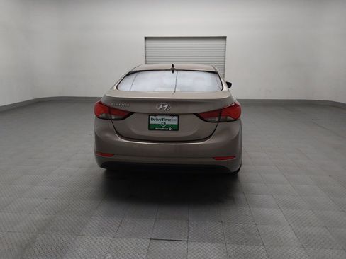 Used 2016 Hyundai Elantra SE image 7