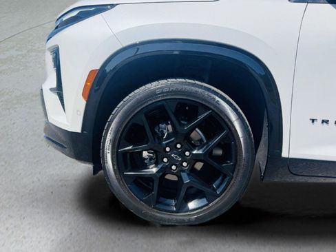 Used 2024 Chevrolet Traverse RS image 49