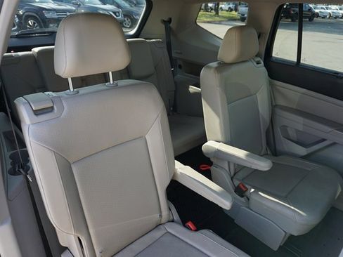 Used 2018 Volkswagen Atlas SE image 22