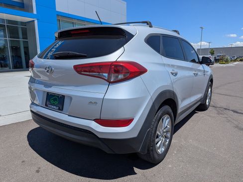 Used 2017 Hyundai Tucson SE AWD/4WD image 32