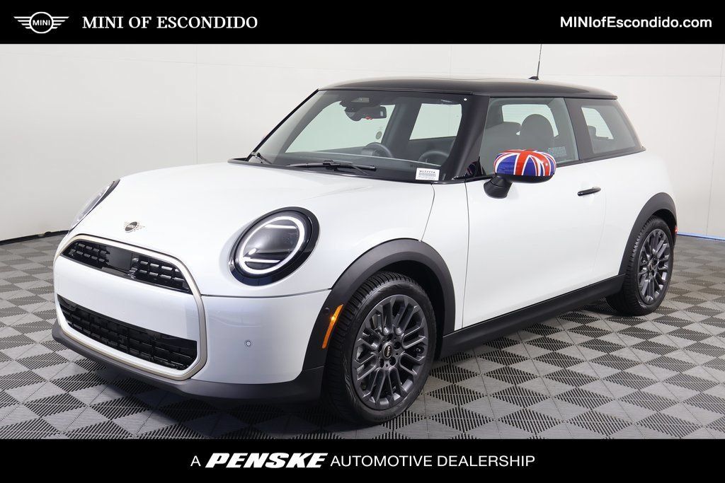 Used 2026 MINI Cooper 2-Door Hardtop FWD image 1