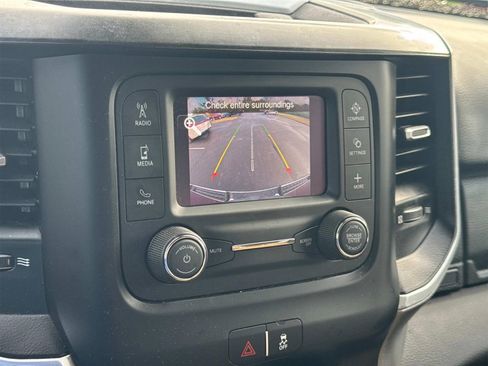 Used 2021 RAM 1500 Big Horn image 31