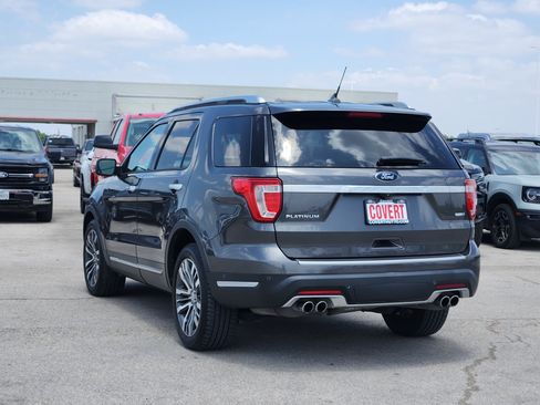 Used 2018 Ford Explorer Platinum AWD/4WD image 5