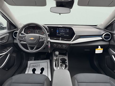 New 2026 Chevrolet Trax LS w/ LS Convenience Package image 12
