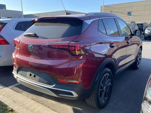Used 2021 Buick Encore GX Select w/ Advanced Technology Package FWD image 4