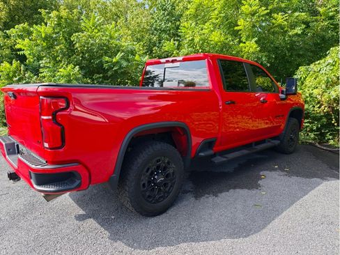 Used 2024 Chevrolet Silverado 2500 LT w/ Z71 Sport Edition AWD/4WD image 3