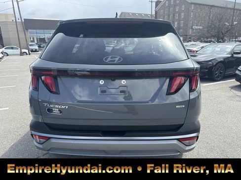 Used 2025 Hyundai Tucson SEL AWD/4WD image 3
