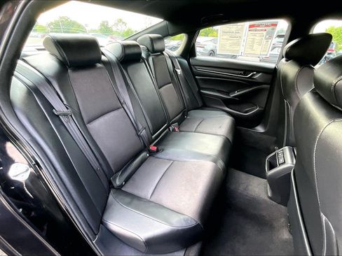 Used 2022 Honda Accord Sport image 25