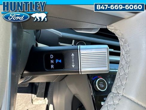 Used 2025 Hyundai Santa Fe SEL AWD/4WD image 28