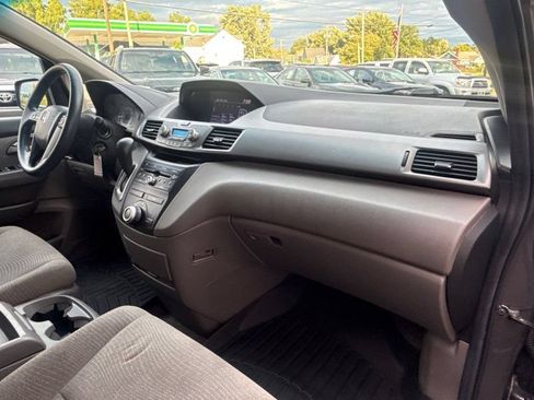 Used 2012 Honda Odyssey EX image 16