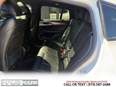 Used 2023 BMW X4 xDrive30i w/ M Sport Package image 11