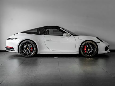 Certified 2024 Porsche 911 Targa 4S image 8