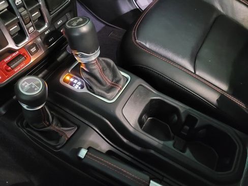 Used 2020 Jeep Wrangler Unlimited Rubicon w/ Dual Top Group image 45