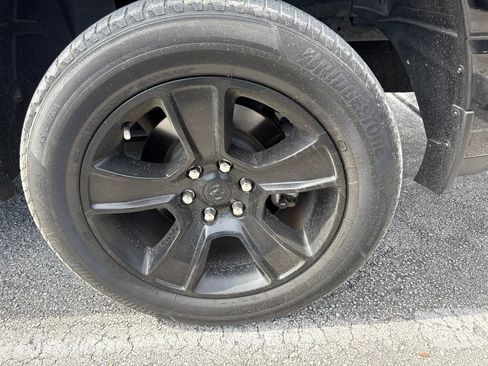 Used 2021 RAM 1500 Big Horn RWD image 6
