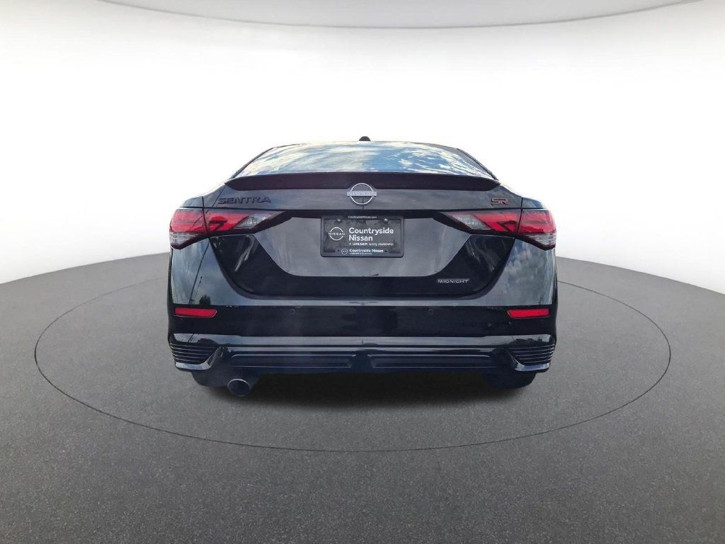 Used 2025 Nissan Sentra SR w/ Midnight Edition FWD image 6