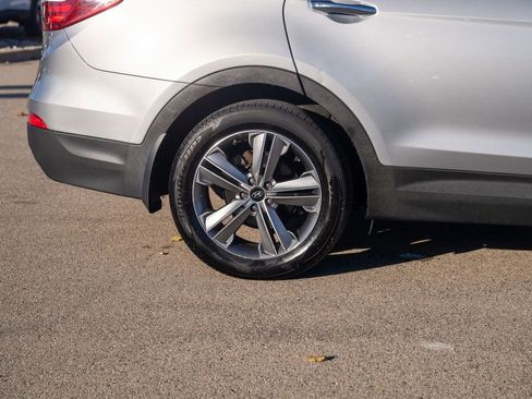 Used 2016 Hyundai Santa Fe Limited image 9