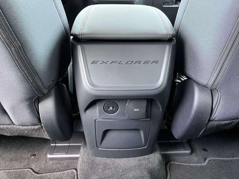 New 2026 Ford Explorer Active AWD/4WD image 14