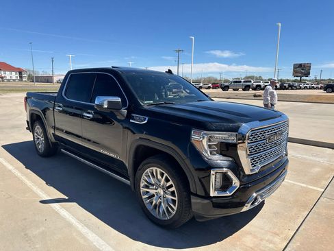 Used 2019 GMC Sierra 1500 Denali w/ Denali Ultimate Package image 3