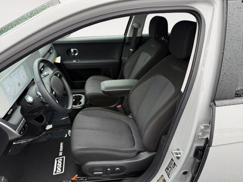 Certified 2024 Hyundai Ioniq 5 SEL image 10