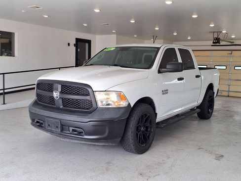 Used 2018 RAM 1500 Tradesman w/ Popular Equipment Group AWD/4WD image 15