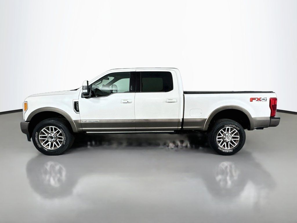 Used 2019 Ford F250 King Ranch w/ King Ranch Ultimate Package AWD/4WD image 9