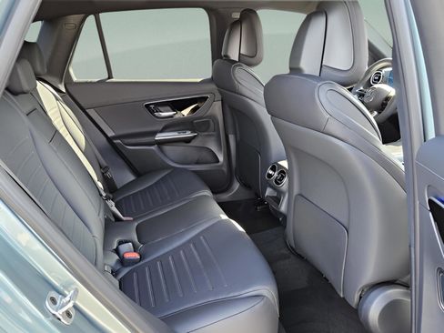 New 2026 Mercedes-Benz GLC 300 image 25