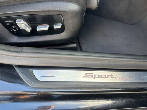 Used 2019 BMW 530i w/ Convenience Package image 13