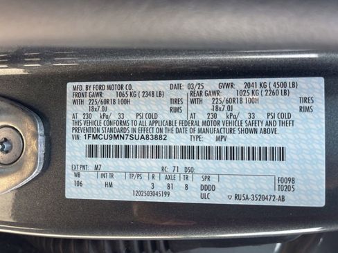 Used 2025 Ford Escape ST-Line image 31