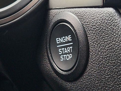 Used 2025 Ford Escape Active AWD/4WD image 23