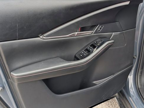 Used 2024 MAZDA CX-30 AWD 2.5 S w/ Preferred Package image 14