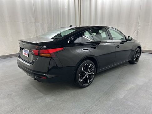 Used 2023 Nissan Altima 2.5 SR image 6