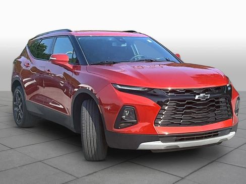 Used 2021 Chevrolet Blazer LT FWD image 3