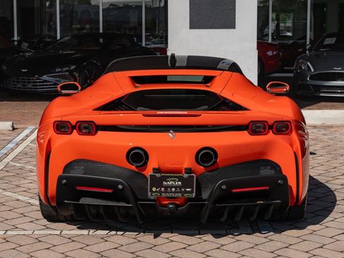 Used 2021 Ferrari SF90 Stradale image 18